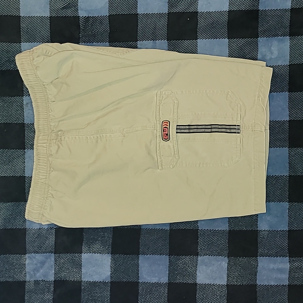 Vintage.90s. FREE WORLD. Cargo shorts. Size XL. Drawstring waist. Velcro pockets